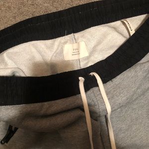 Fear of god/Pacsun draw strong sweats